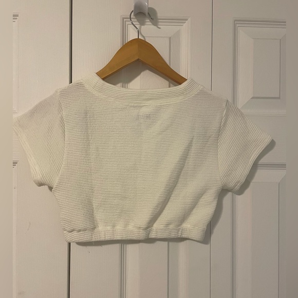 Madewell V-Neck Cropped Tee NEVER WORN - Picture 6 of 7